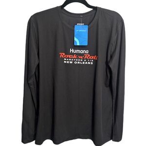 NWT Brooks Women’s Large Black Long Sleeve Workout Tee